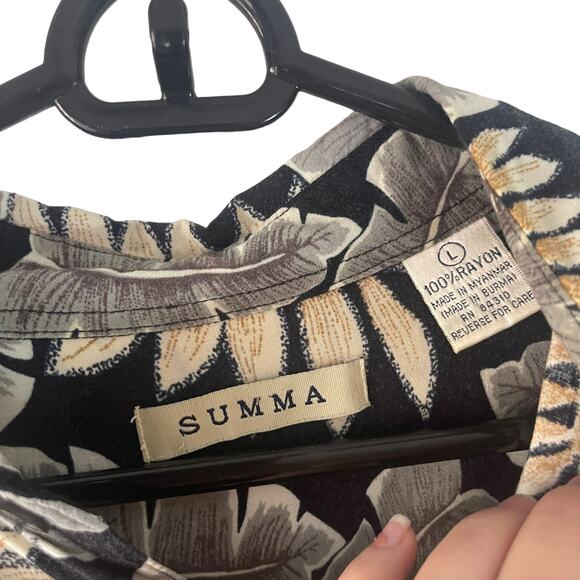 Summa Men's Size Large Rayon Hawaiian Green Black Button‎ Up - Picture 4 of 7